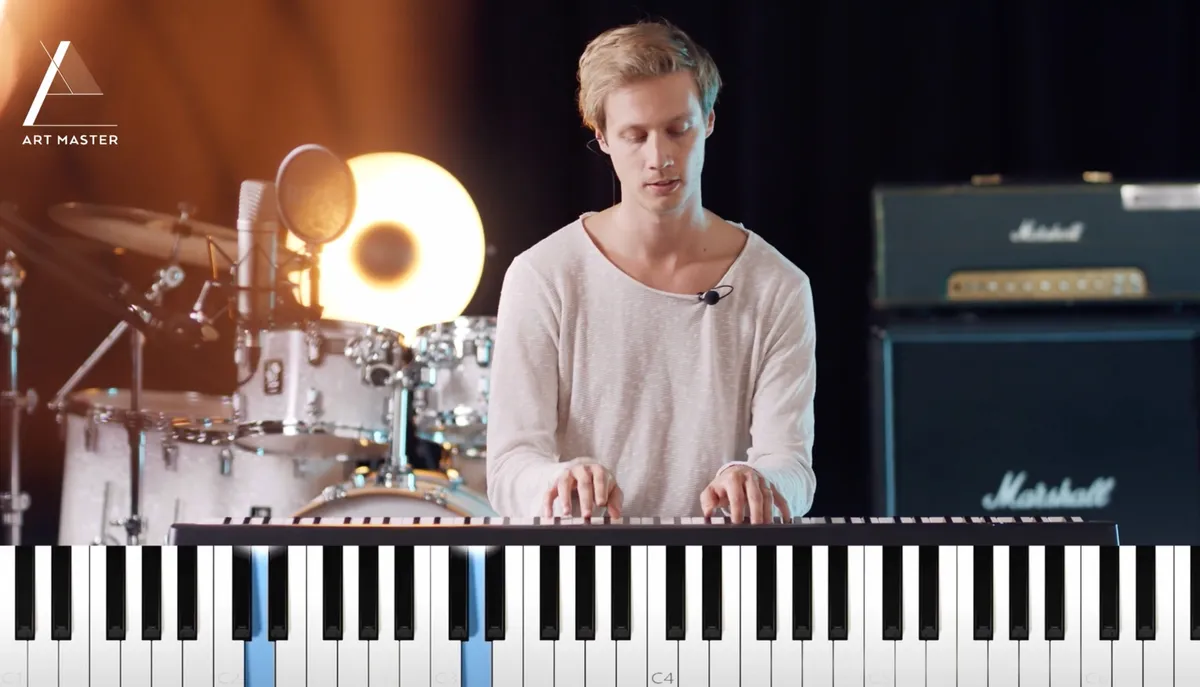Začátky hry na klavír v online kurzu Piano a klávesy od Adama Albrechta