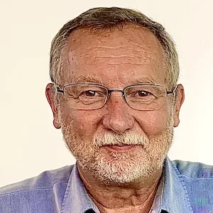 David Gruber, lektor online kurzu o obraně proti manipulaci a řečnickým trikům