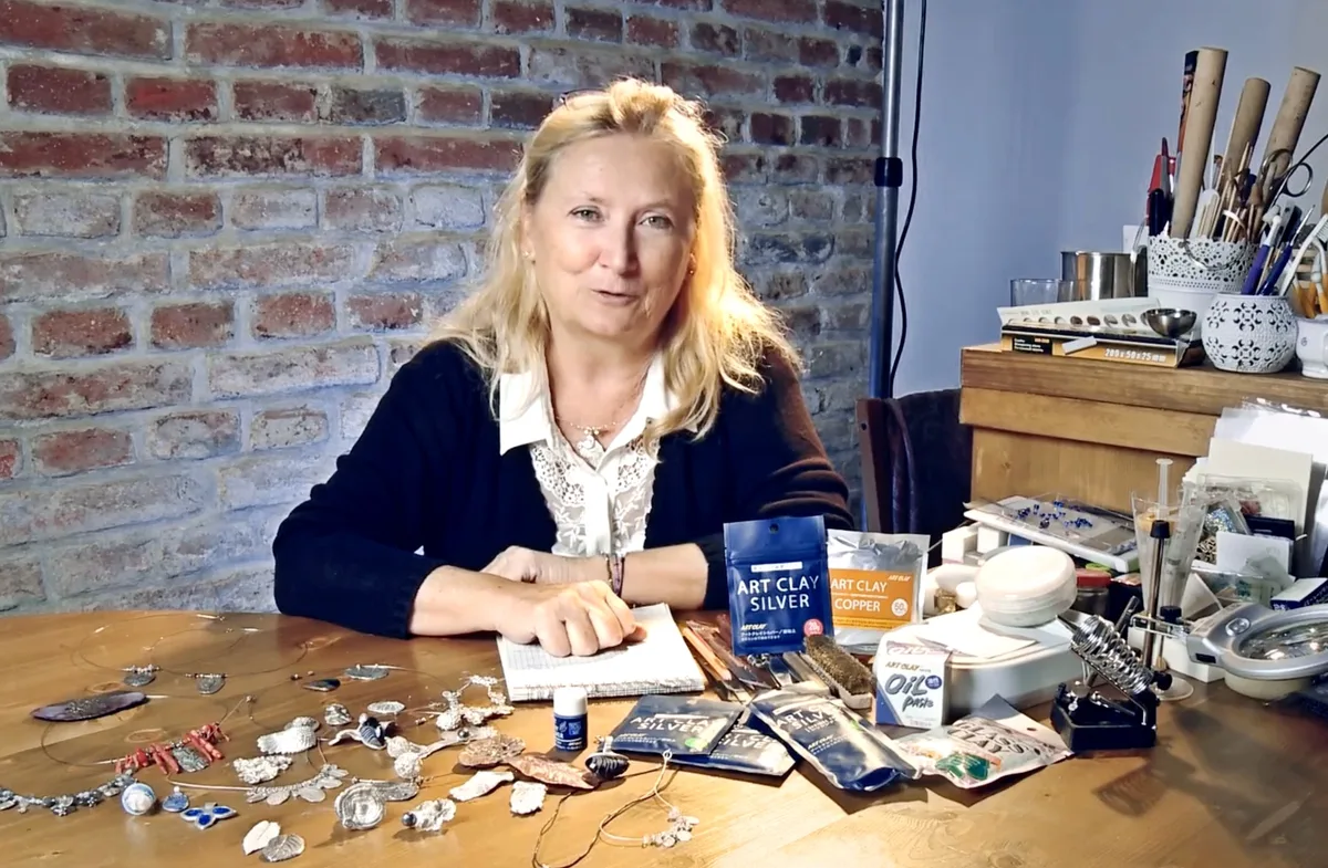 Jana Veselá: Výroba stříbrných šperků (recenze + 4 videa zdarma)
