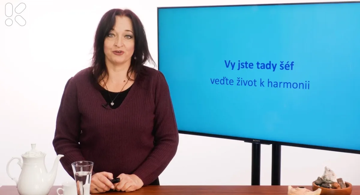 Lucie Fiona Šternerová: Jak vést svůj život k souladu a štěstí (recenze + videa zdarma)