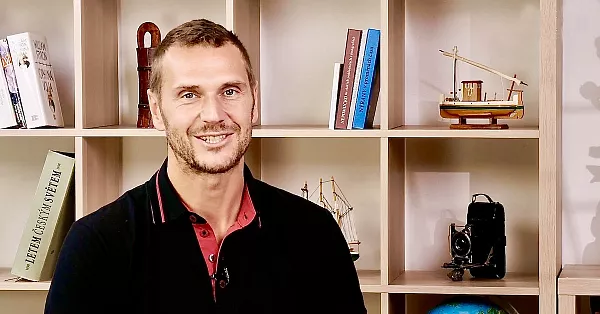 Meditace jednoduše a prakticky, série meditačních kurzů Tomáše Reinbergra
