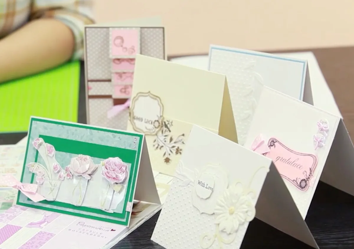 Ukázka ručně vyrobeného přáníčka z kurzu Cardmaking Michaely Svatošové