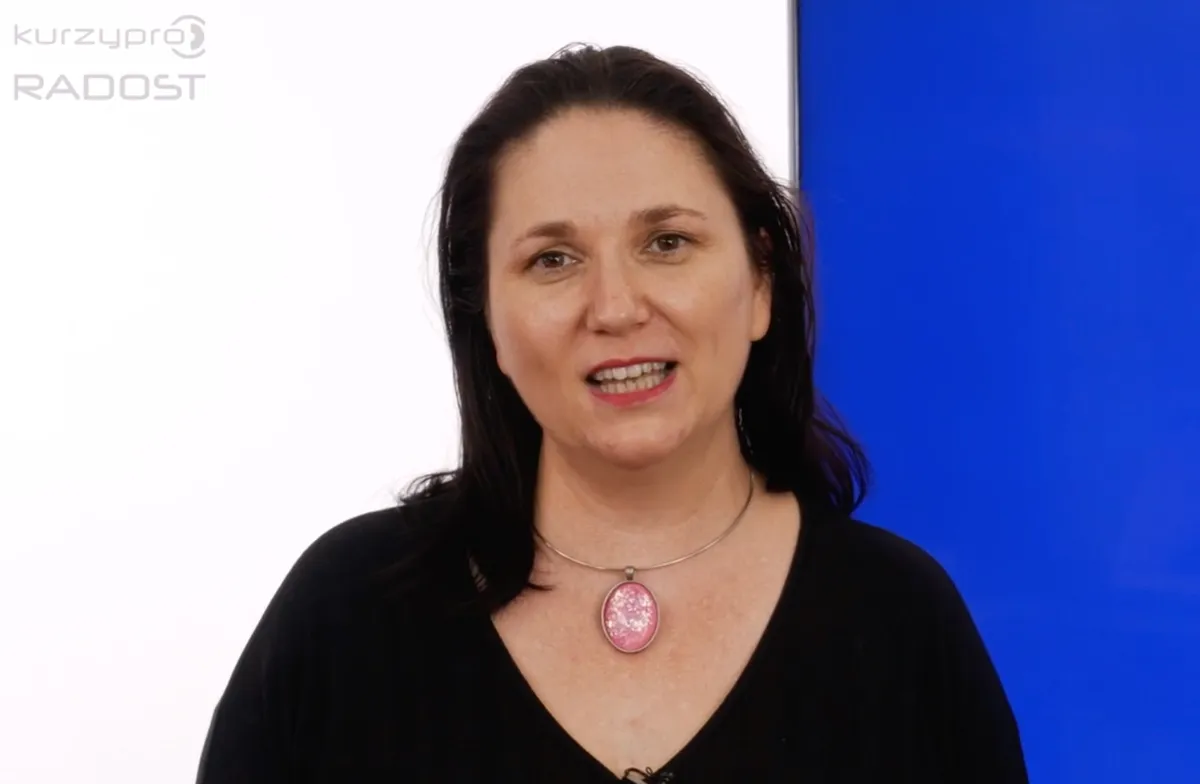 Petra Johansson a online kurz neverbální komunikace aneb Ovládněte řeč těla