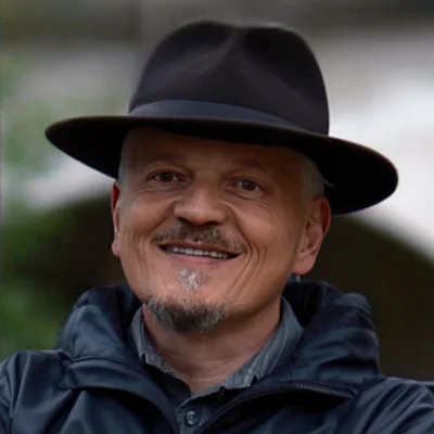 Martin Louženský, truhlář a lektor online kurzu Práce se dřevem