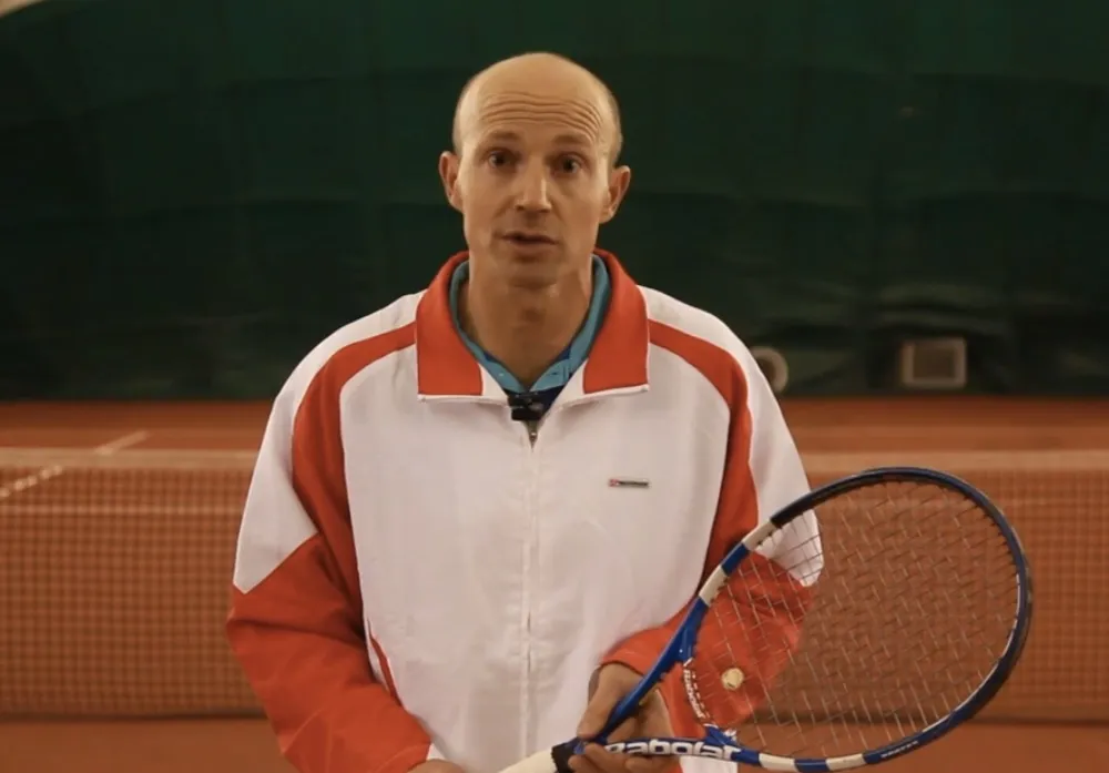 Online kurz Tenis pro začátečníky a mírně pokročilé od trenéra Dušana Těhníka