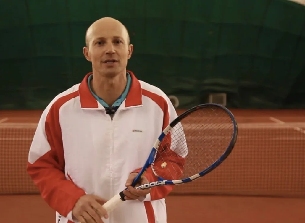 Dušan Těhník: Tenis pro začátečníky a mírně pokročilé (videa zdarma)
