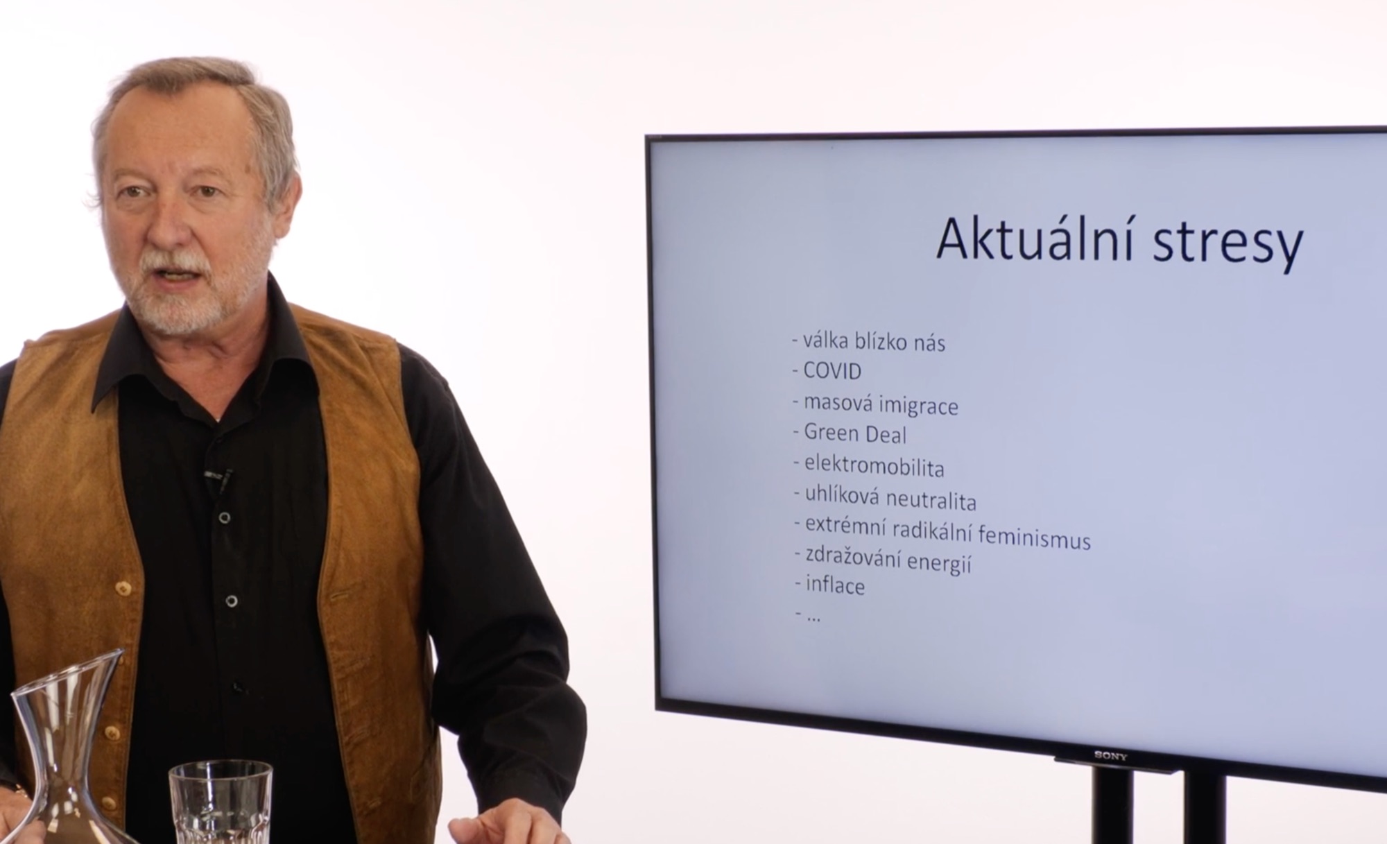 David Gruber: Jak zvládnout těžké životní situace v pohodě David Gruber: Jak zvládnout těžké životní situace v pohodě